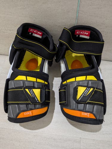 Used Senior Medium CCM Super Tacks AS1 Elbow Pads