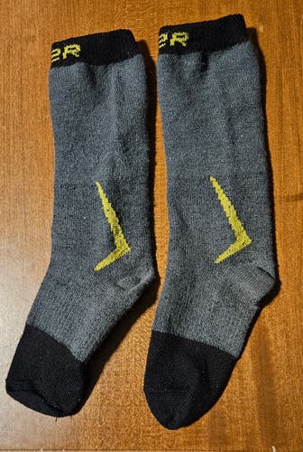 Gray Used Kids Unisex XS Bauer Cut Resistant Socks