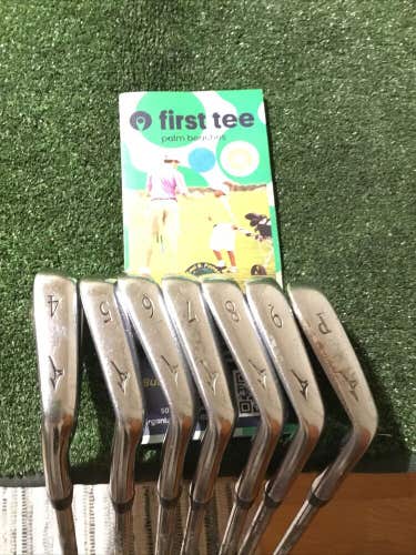 Mizuno (Left Handed) MP-52 Dual Muscle Irons Set (4-PW)Stiff NS Pro 1050GH Steel