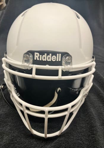 Used Adult Riddell Speed Helmet