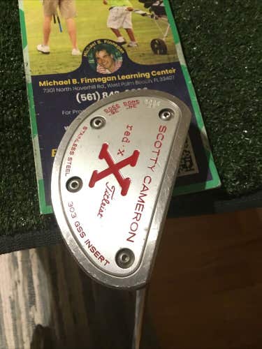Titleist Scotty Cameron Red X2 Center Shafted 3 Dot Putter 33 Inches (RH)