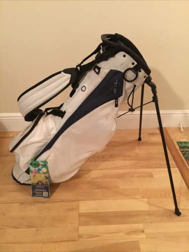 Titleist Players 4 Stand Golf Bag with 4-way Dividers & Rain Cover