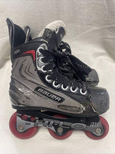 Youth junior size 12 Bauer vapor XR1 hockey style in-line skates rollerblades