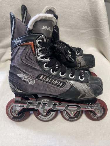 Junior Size 1.5 Bauer Vapor XR3 Hockey Style Inline Skates Rollerblades