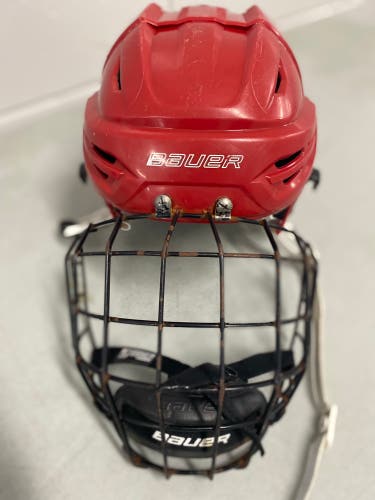 Toronto Red Wings Bauer ReAkt95 large helmet combo
