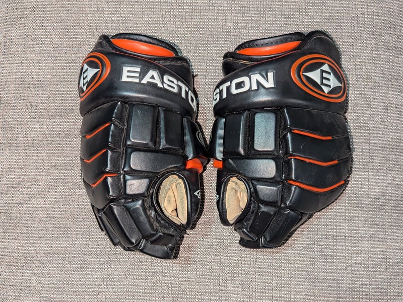 13" Easton Synergy Gloves