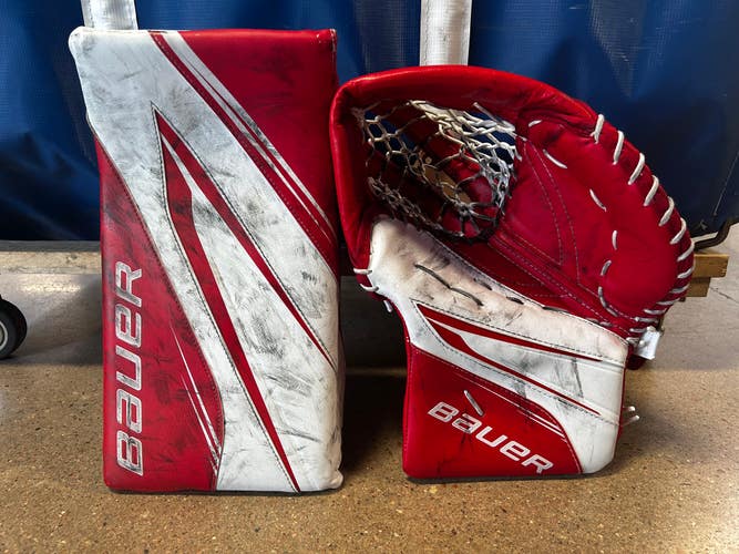 Red Used Intermediate Bauer Vapor X5 Pro Goalie Glove & Blocker Regular