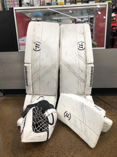 White Used 34" Senior Warrior Ritual G5 Goalie Full Set Regular