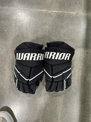 Black Used Junior Warrior Alpha Gloves 11"