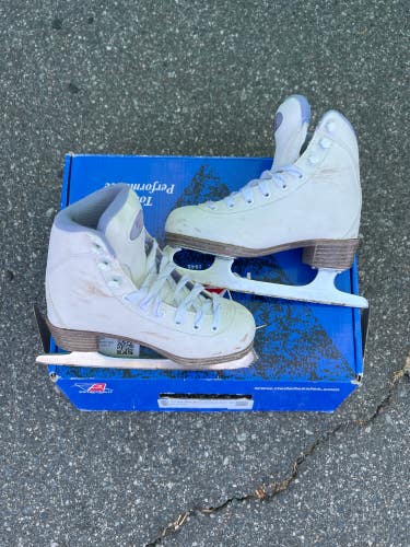 Used Riedell Figure Skates | Size 12-Junior