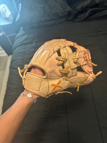 Absolutely Ridiculous baseball glove