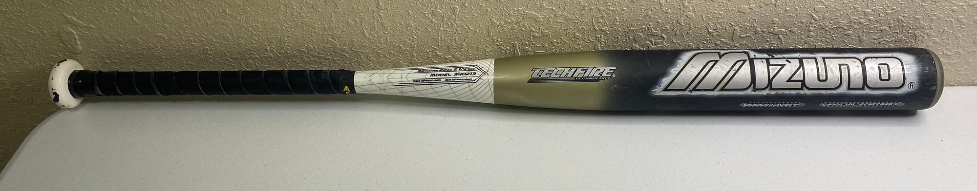 Mizuno Techfire Frenzy 2 Model 340213 32”/22 oz. Softball Bat. -10 Fastpitch