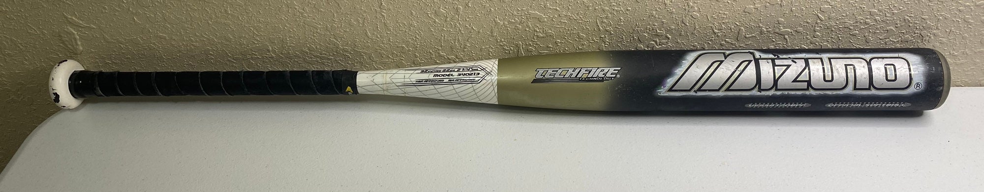 Mizuno Techfire Frenzy 2 Model 340213 32”/22 oz. Softball Bat. -10 Fastpitch