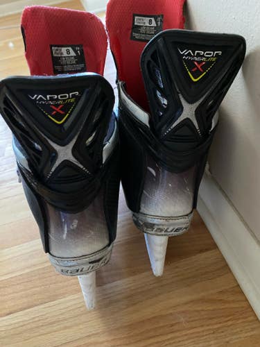 Used Senior Bauer Vapor Hockey Skates 8 With Carbon Fiber Shot Blockers
