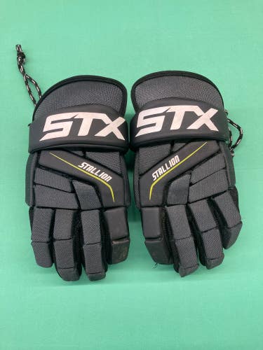 Black Used STX Stallion 200 Lacrosse Gloves Medium