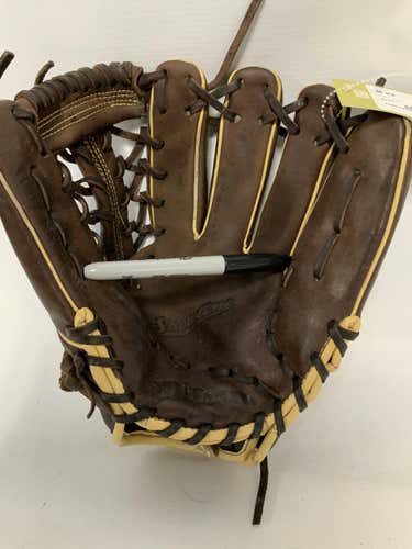 Used Wilson A800 11 3 4" Fielders Gloves