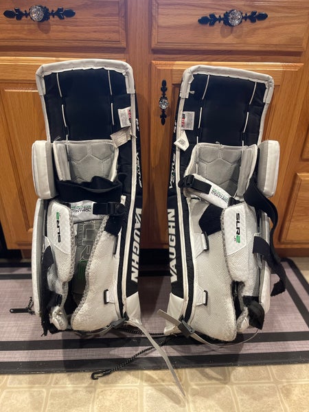 Vaughn SLR2 leg pads