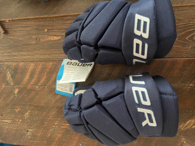 New Bauer Vapor Team Gloves 12" Pro Stock