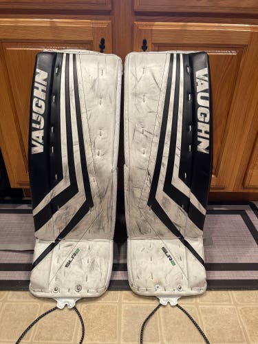 Vaughn SLR2 leg pads