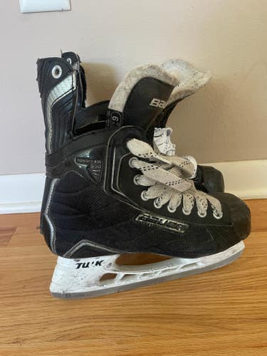 Used Senior Bauer Nexus 600 Hockey Skates Size 6.5
