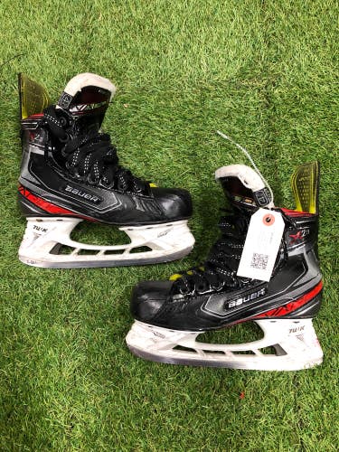 Used Bauer Vapor X2.9 Hockey Skates Regular Width Size 4.5 - Intermediate