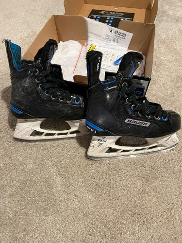 Bauer nexus skates N8000 Size 2.5