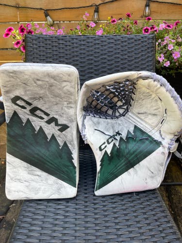 CCM Eflex 6 Custom Pro Glove & Blocker