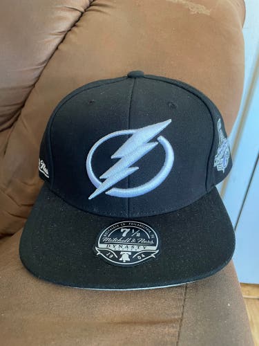 Tampa Bay Lightning Mitchell & Ness NHL Fitted Hat 7 1/2
