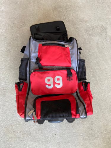 Superpack Rolling Bat Bag