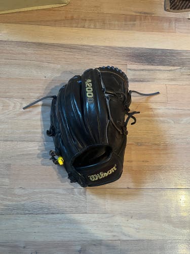 CK22 Wilson A2000 Pitcher’s Glove 11.75"