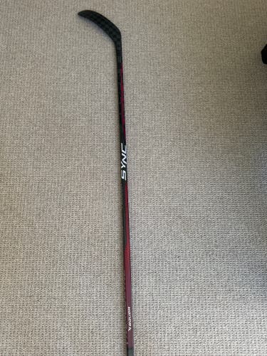 New Senior Bauer Nexus Sync RH P28 Max Height Blade, 95 Flex