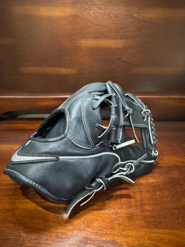 Nike ShaDo Edge 11.5” Baseball Glove
