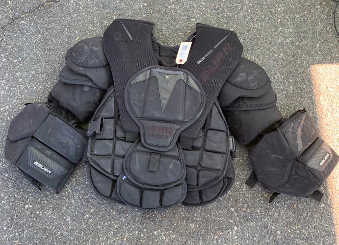 Used Senior Small Bauer Elite Goalie Chest Protector