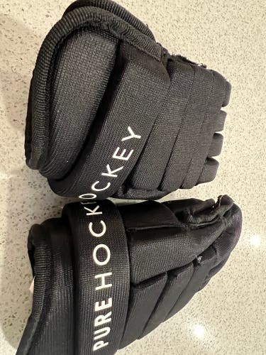 Used  Pure Hockey 9" Gloves