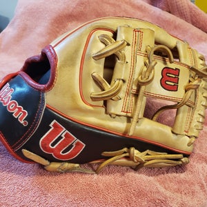 Used Wilson Right Hand Throw Infield DP15 A2000 Baseball Glove 11.5"