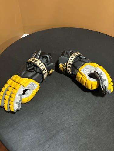 Black Umbc Gloves