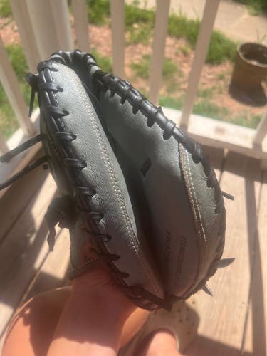 A360 Genuine Leather Catching Mitt