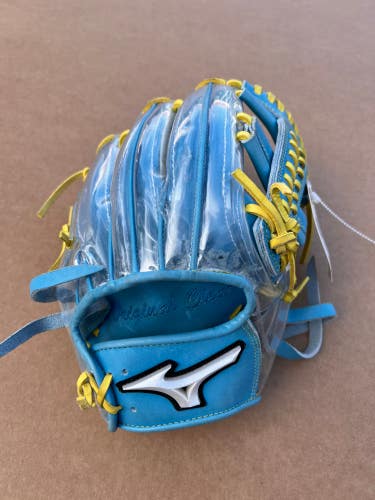 Limited Edition Mizuno Pro Clear Infield Baseball Glove 11.5"