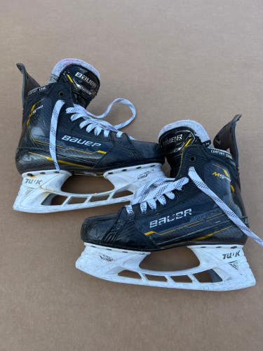 Used Senior Bauer Supreme M5 Pro Hockey Skates 7