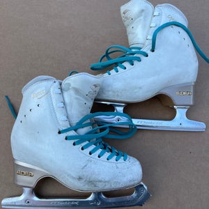 EDEA Chorus 0935 Figure Skates | Size 225 B