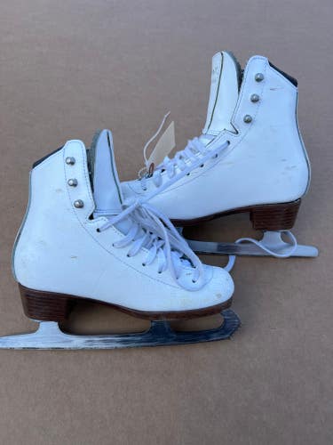 Used Riedell Diamond Figure Skates | Size 1.5 Junior