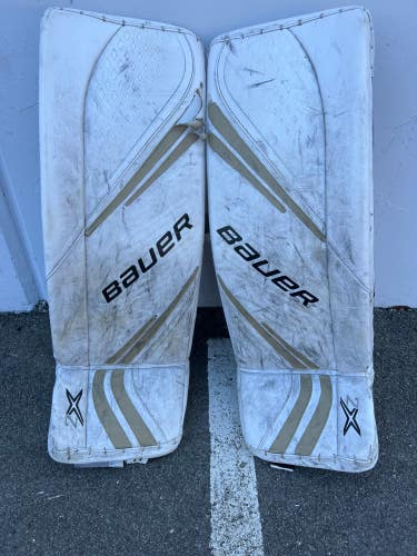 Used Medium Intermediate Bauer Vapor 2X Goalie Leg Pads