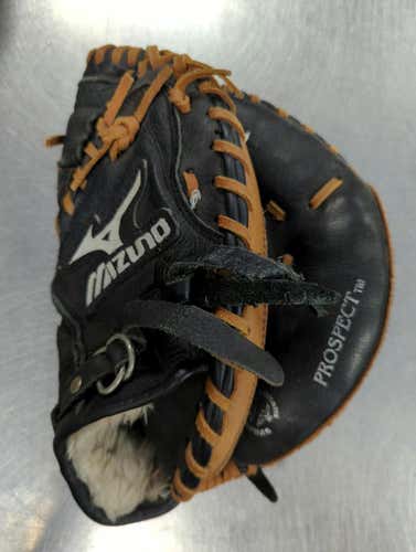 Used Mizuno Prospect Catcher 32 1 2" Catcher's Gloves