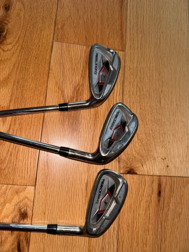 Used Men's 6 7 And 8  Reaction Irons