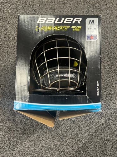 Bauer Re-Akt 75 navy with red helmet combo