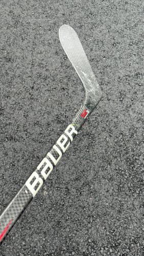 Used Senior Bauer Left Hand P28 Vapor X5 Pro Hockey Stick