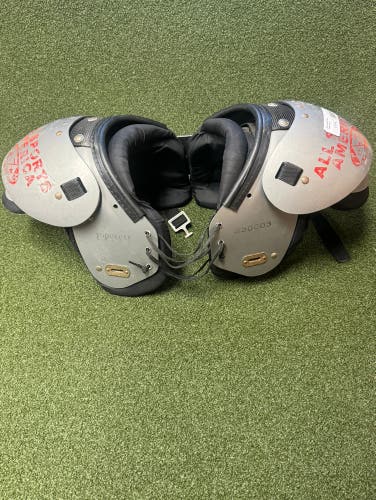 All-Star Shoulder Pads (9177)