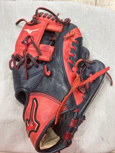 Used 2018 Infield 11.5" MVP Prime Baseball Glove