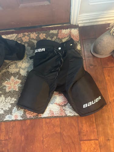Bauer hockey pants