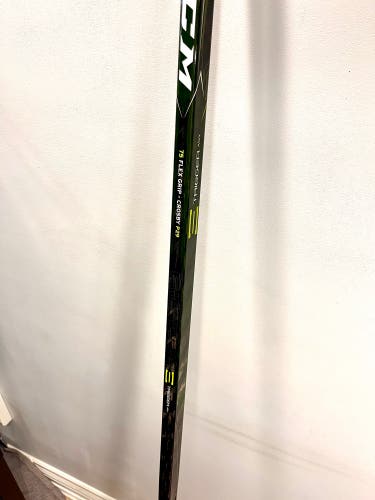 CCM Ribcor Trigger Hockey Stick - RH - 75 Flex - P29